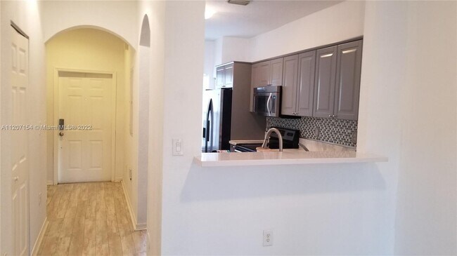 Photo - 4909 SW 140th Ter