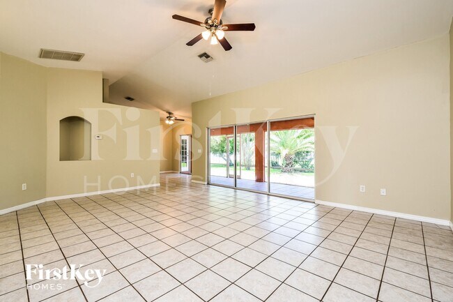 2513 SW 1st Terrace