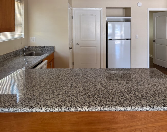 Photo - 22766 4th St