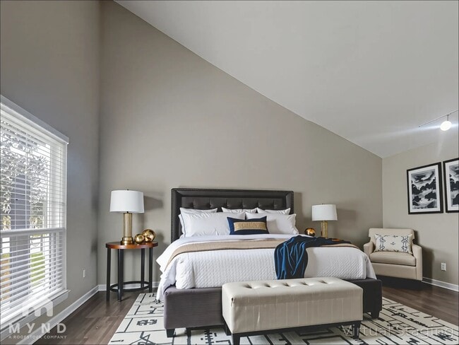 Photo - 1739 S Kirkwood Rd