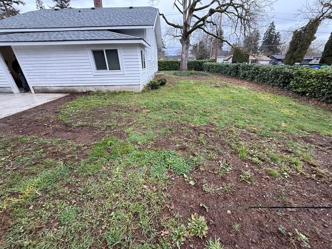 Photo - 8323 SE 62nd Ave