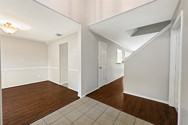 Photo - 3115 Glenthorpe Ln
