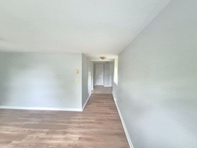 14 Edgewood Rd Unit 1