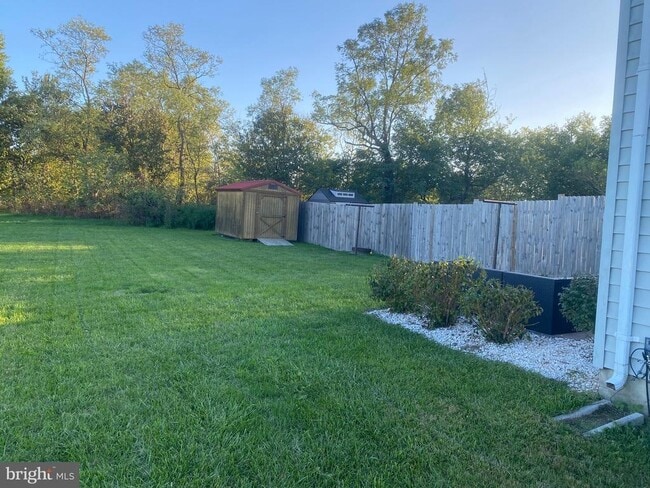 Photo - 208 Hackberry Dr