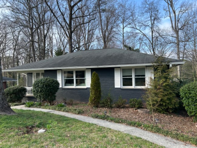 Photo - 2103 Clearwater Dr SE House