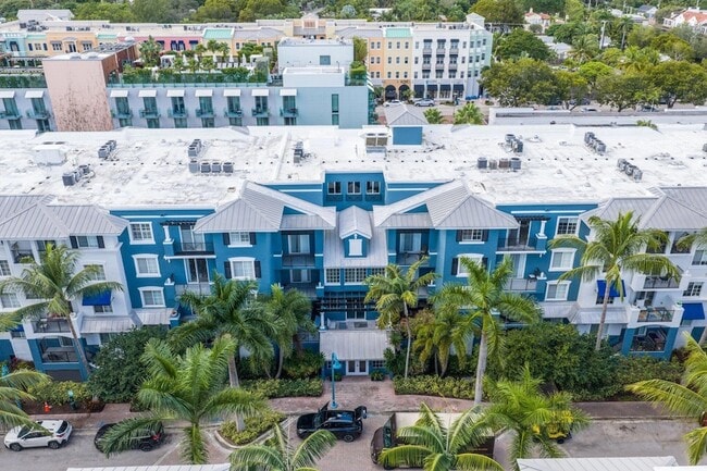 Building Photo - 250 NE 3rd Ave Unit 1207