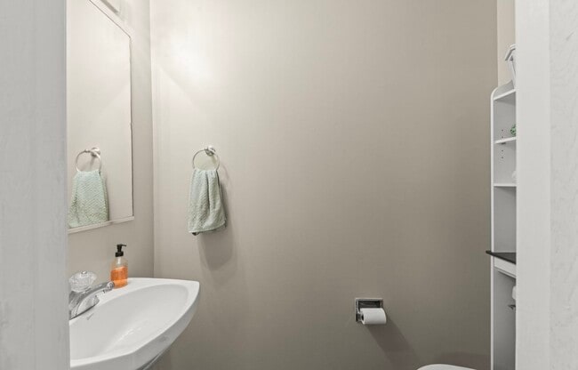 Photo - 2024 Grayhawk Dr