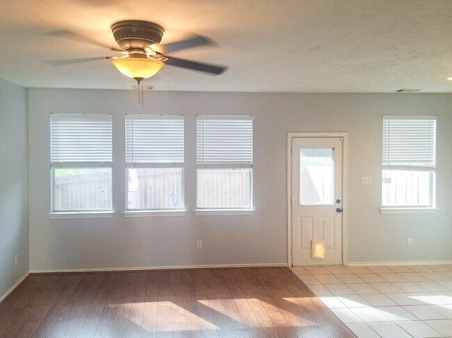 Photo - 27 Summer Haze Cir