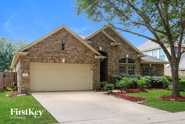 Photo - 3211 Oak Park Ln