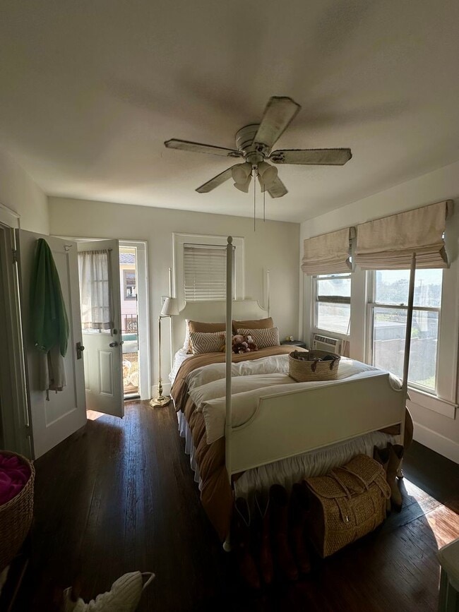 Photo - 1513 Enfield Rd Unit 1513 Enfield C