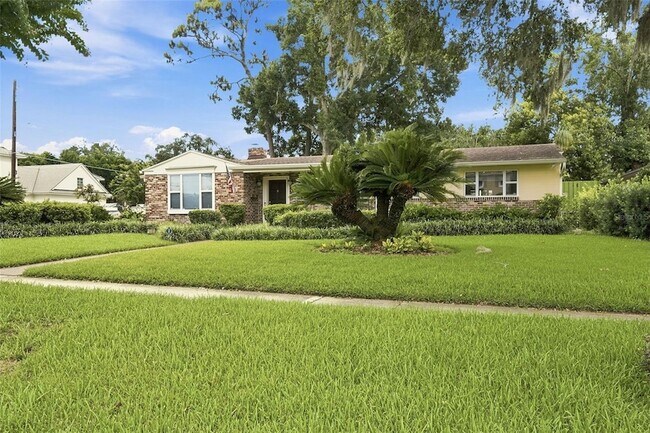 Photo - 1228 Spring Lake Dr