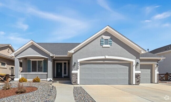 Building Photo - Available NOW! Rental
