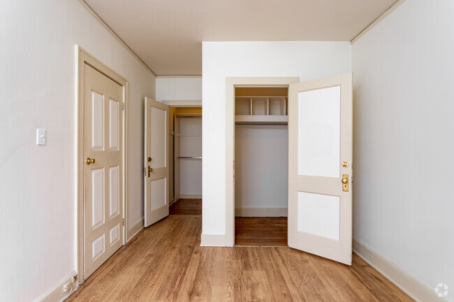 2BR, 2BA