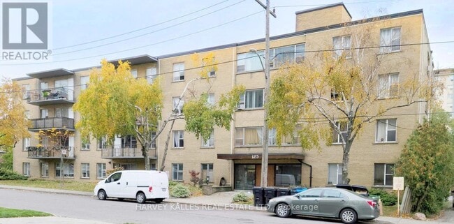 Photo - 125 Shelborne Ave Unité 1A