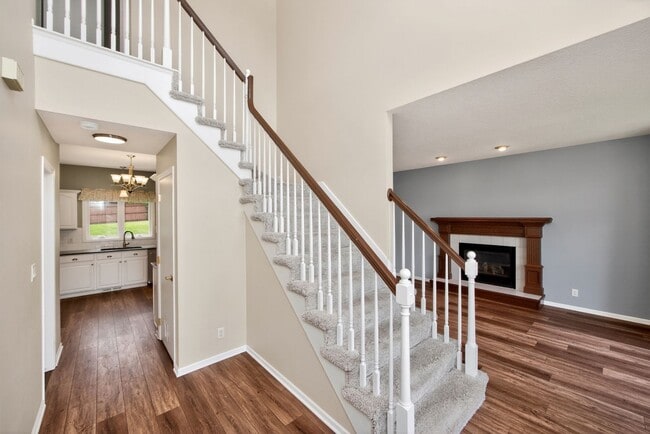 Photo - SPACIOUS LIVING!!  4 Bedrooms, 2.5 Bathrooms Home in Des Moines!