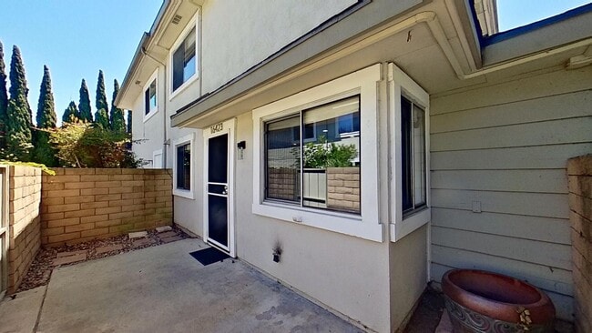 Building Photo - 16423 La Bonita Ln Unit 143