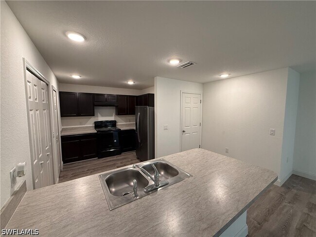 3242 Cordova Terrace
