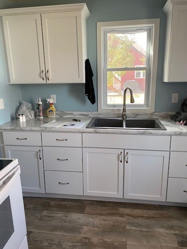 Photo - 3 Bedrooms, 1 Bathroom Single Family Home in Brainerd, MN w/garage