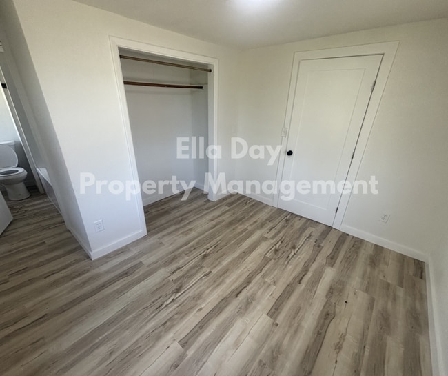 Photo - 610 N Ash St
