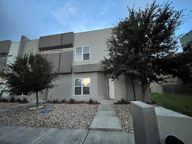 Building Photo - 6636 N 4th St