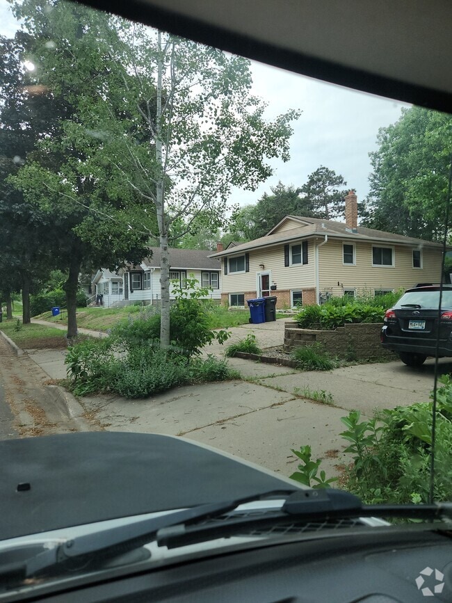 Building Photo - 801 Clayland St Unit Home