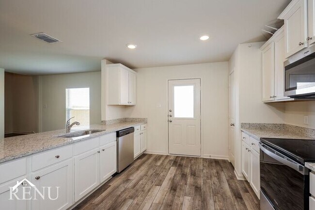 Photo - 11026 Yonder Flts