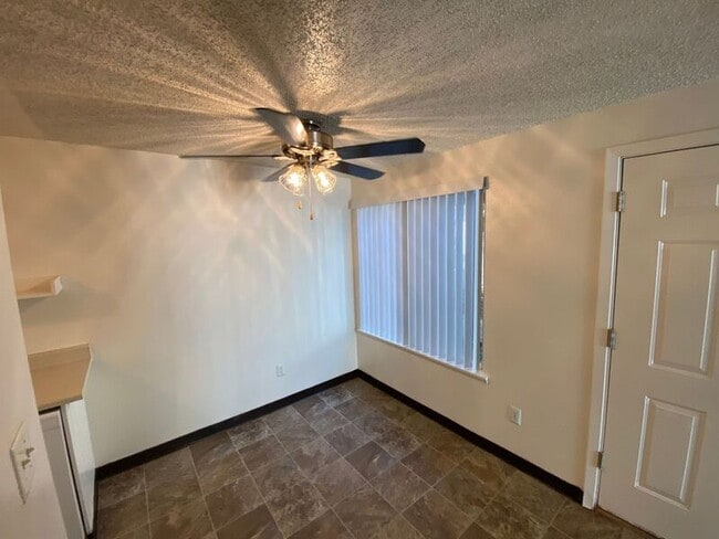 Photo - 483 Senate St NW