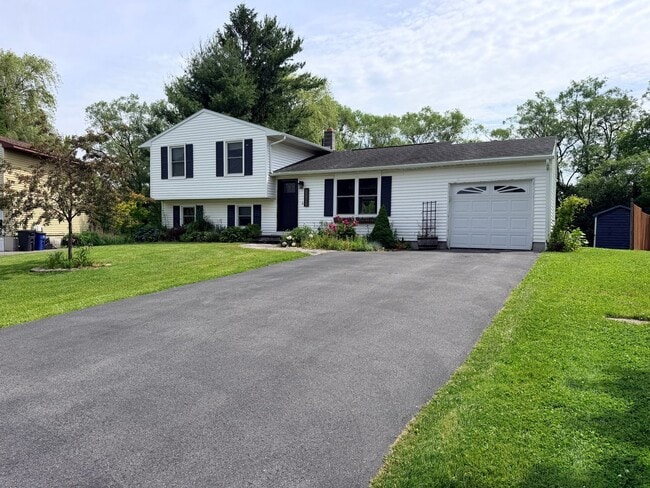 Photo - Spacious 4 Bedroom Split-Level Home in Clay, NY