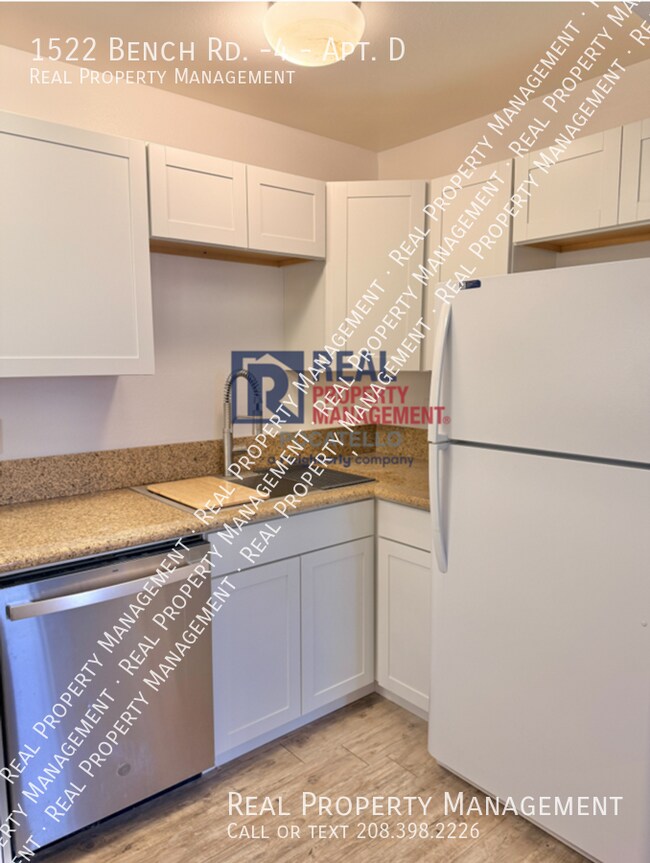 Photo - 1522 Bench Rd Unit Apt. D