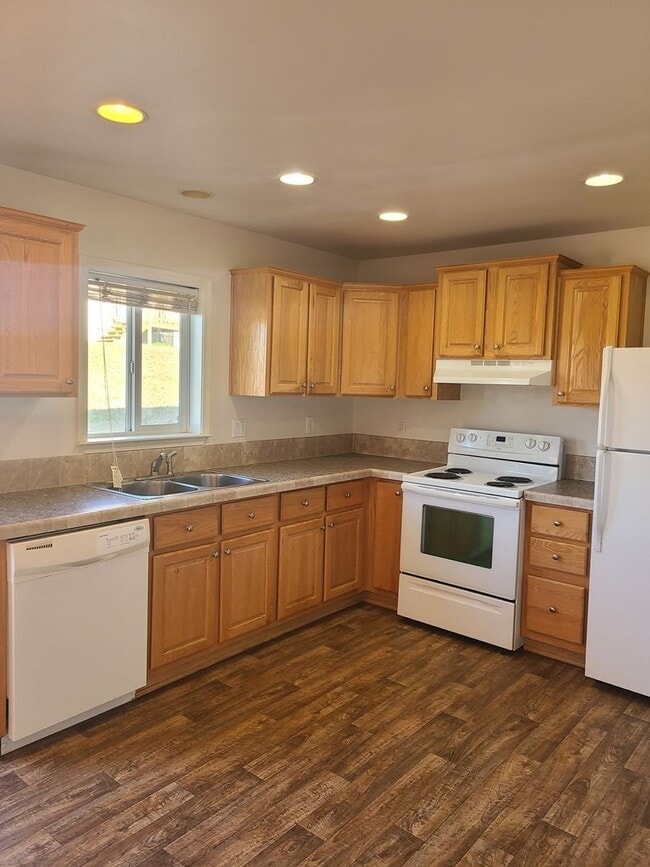 Watford City Townhomes