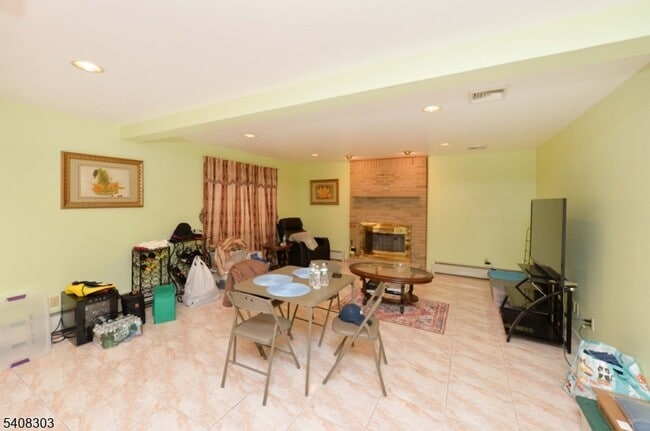 Photo - 121 Frederick Ave Unit 2