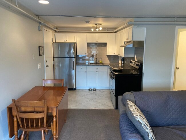 Photo - 120 Spruce St Unit 3