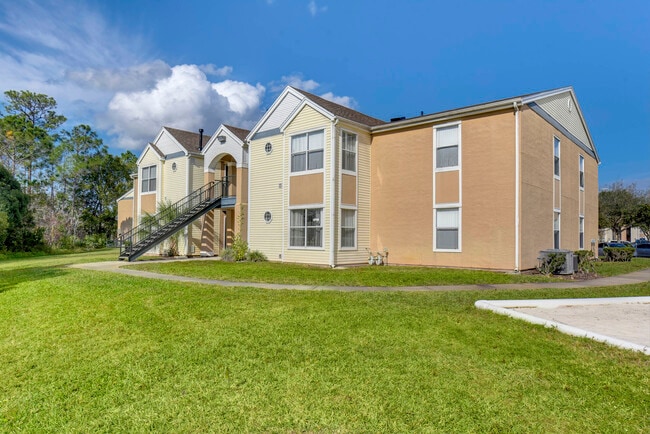 Academy at Waterford Lakes