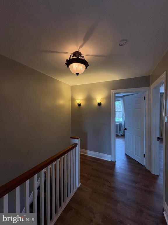 Photo - 210 Wabash Ave