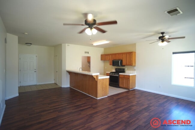 Photo - 9216 Topico Ct
