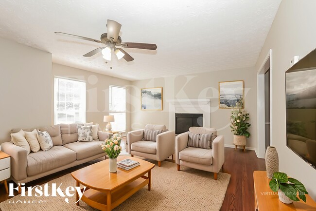 Photo - 3843 Holland Dr