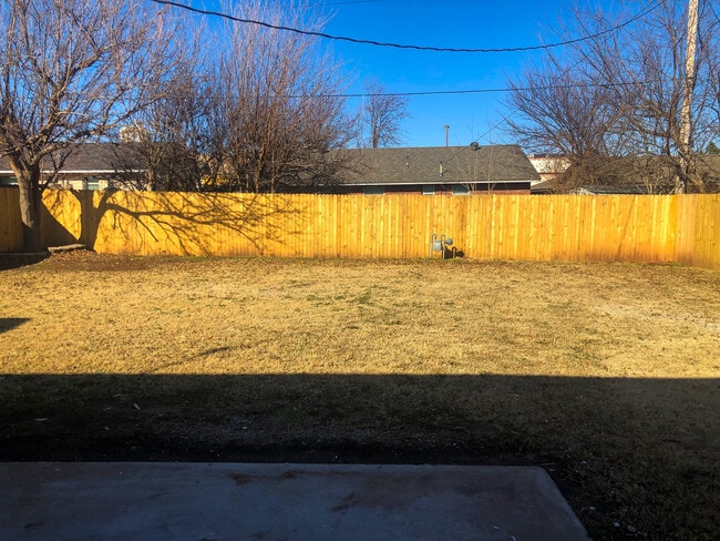 Photo - 217 E 30th St