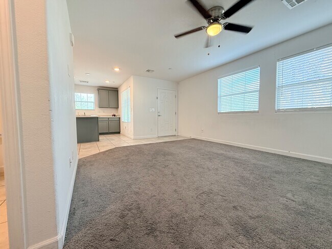 Photo - 699 Pickled Pepper Pl