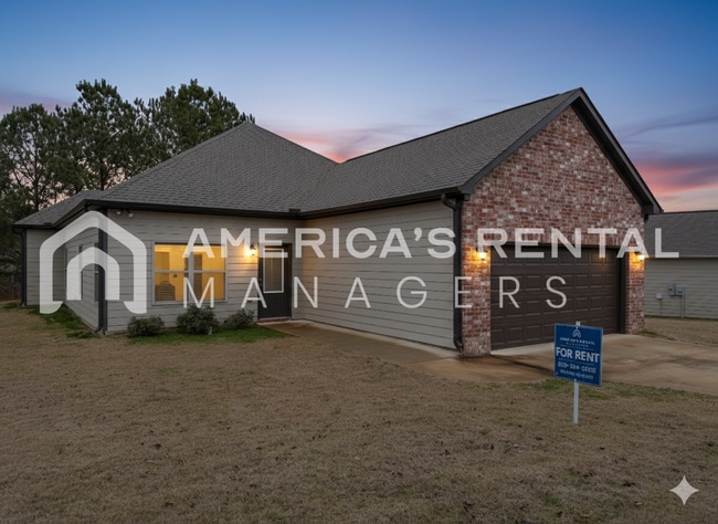 Photo - Modern Living in Brookwood!