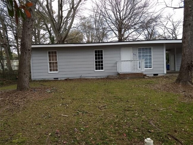 Building Photo - 6363 Melrose St