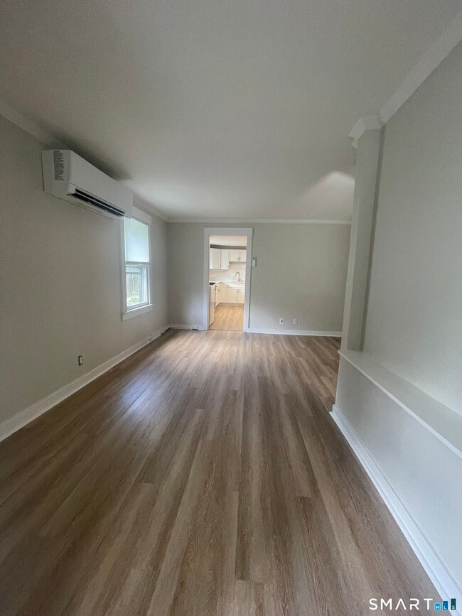 Photo - 108 Curtiss St