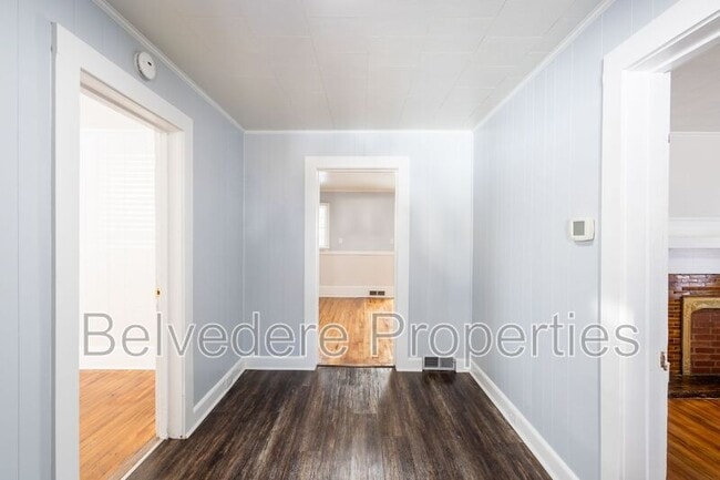 Photo - 1400 24th St NE