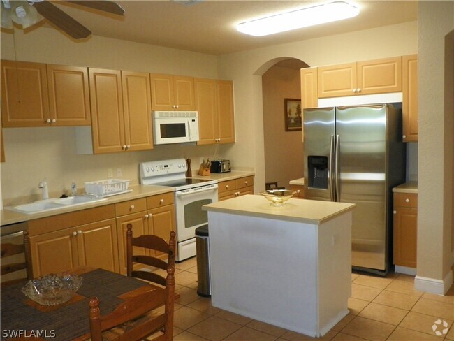 Building Photo - 9601 Spanish Moss Way Unit 3624 Rental