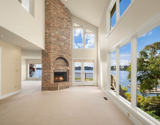 Photo - 3bd/3.5ba Mercer Island Home