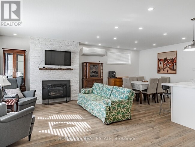 Photo - 86 Fairleigh Crescent