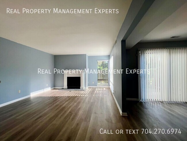 Photo - 7844 Hummingbird Ln