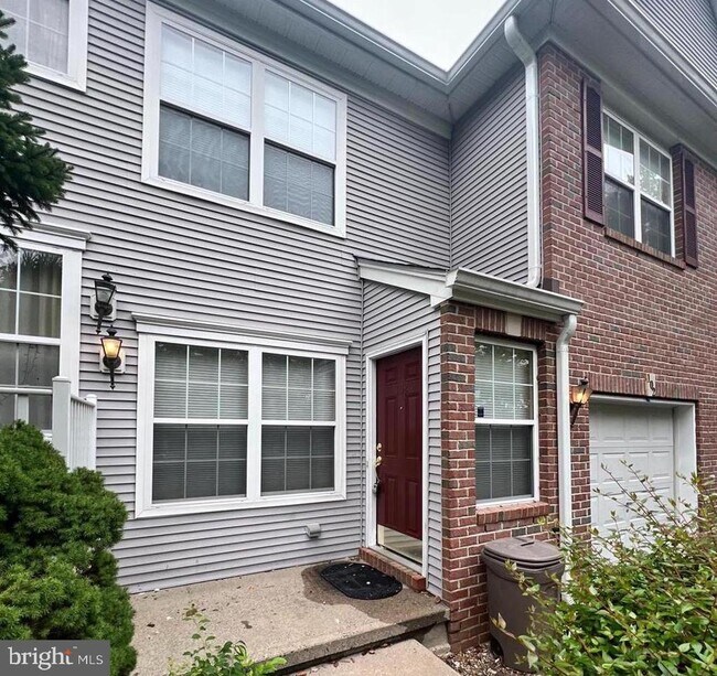 Building Photo - 102 Quail Creek Rental