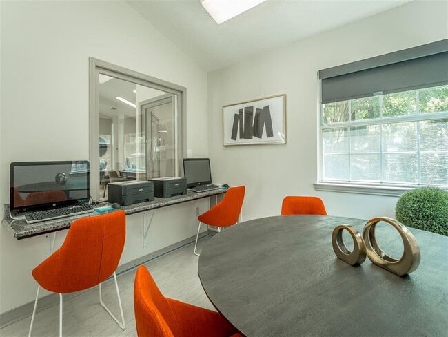 Photo - The Avenues of Inverness