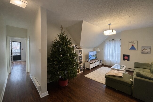 Photo - 101-103 Spadina Rd Unit 101-6