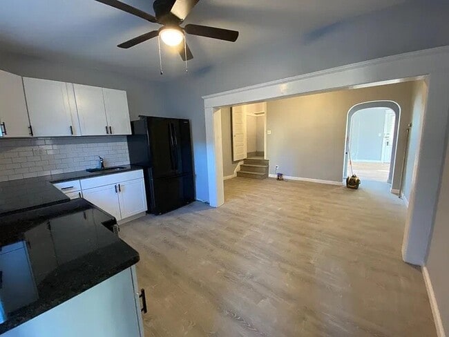 Photo - 1618 Maple St Unidad #1